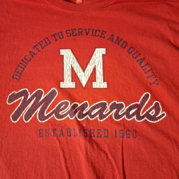 Menards Contractor Wisconsin Chain Construction T-Shirt Size XL Red Cotton - Picture 2 of 6